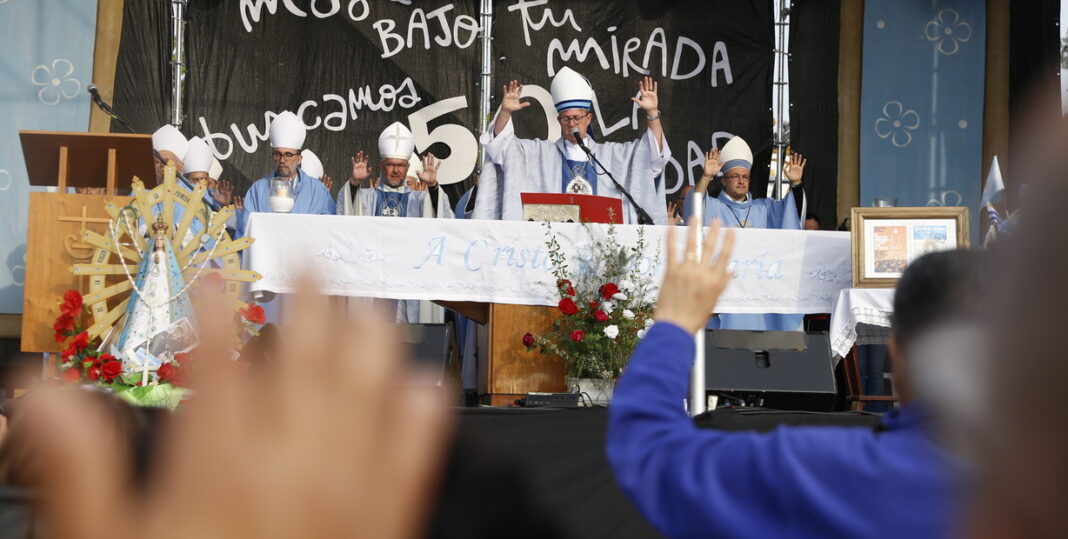 peregrinacion-a-lujan:-ante-miles-de-fieles,-el-arzobispo-de-buenos-aires-pidio-buscar-consensos-y-«guardar-el-dedito-acusador»